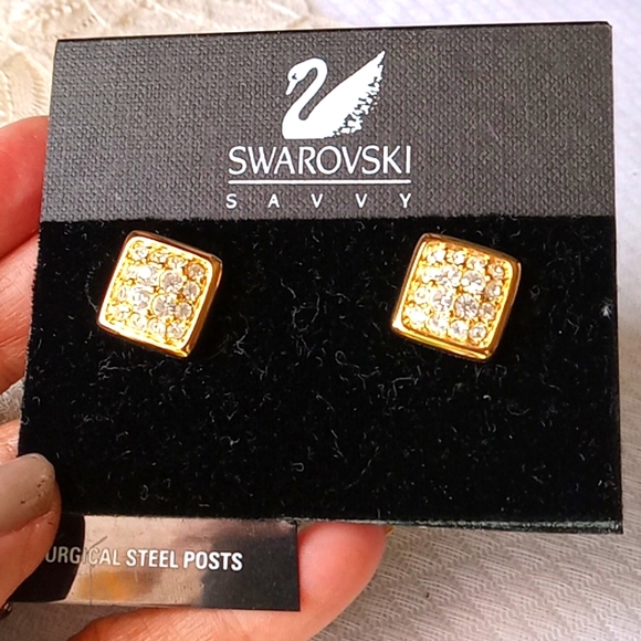 Swarovski Earrings, Posts with Handset Crystals in Golden squares NWOT - Picture 4 of 4